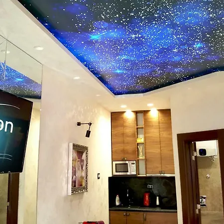 Avalon Lux